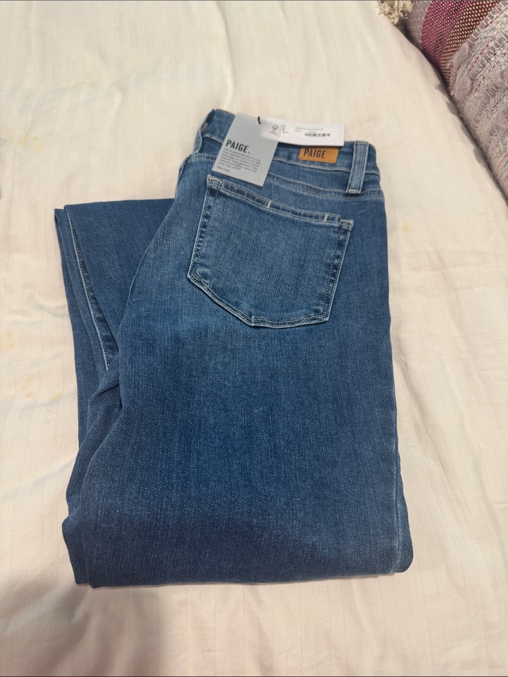 PAIGE Skinny Jeans in Medium Blue Wash